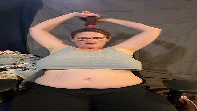 Snapshot of naughtywifenxtdoor chatting on 15, 11, 2025 naughtywifenxtdoor online show from 15, 11, 2025