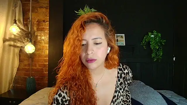 Snapshot of sahra_taylor_ chatting on 23, 4, 2026 sahra taylor online show from 23, 4, 2026