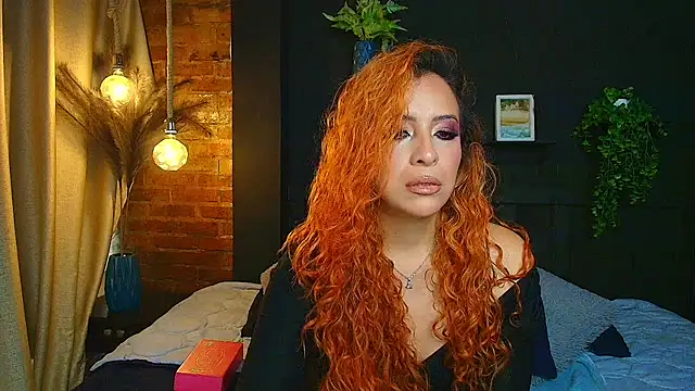 Snapshot of sahra_taylor_ chatting on 7, 6, 2026 sahra taylor online show from 7, 6, 2026