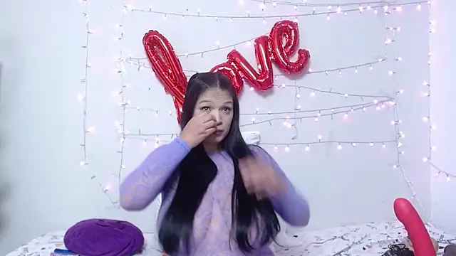 Snapshot of Nicol_Love0 chatting on 24, 2, 2025 Nicol Love0 online show from 24, 2, 2025