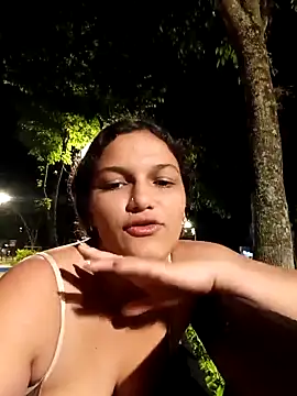 girl milk1 online show from 27, 10, 2025