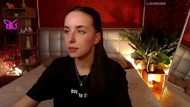 AuroraAksnesss online show from 14, 3, 2025