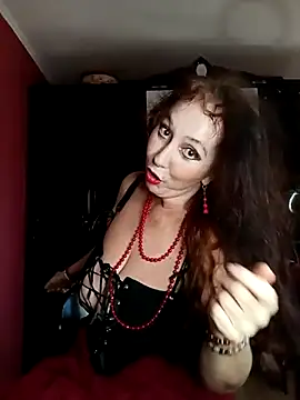 Snapshot of GypsyEsmeralda chatting on 24, 2, 2025 GypsyEsmeralda online show from 24, 2, 2025