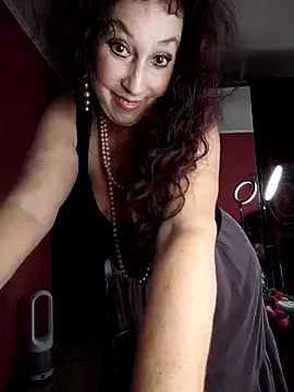 Snapshot of GypsyEsmeralda chatting on 18, 9, 2025 GypsyEsmeralda online show from 18, 9, 2025