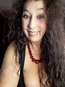 Snapshot of GypsyEsmeralda chatting on 19, 10, 2025 GypsyEsmeralda online show from 19, 10, 2025