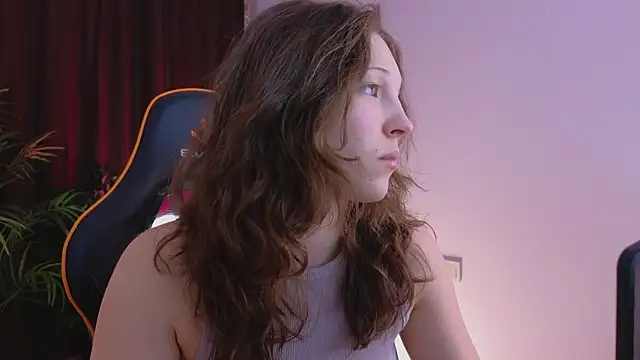 Snapshot of cherry_lea chatting on 6, 2, 2026 cherry lea online show from 6, 2, 2026