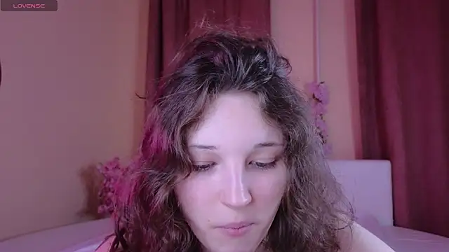 Snapshot of cherry_lea chatting on 1, 3, 2026 cherry lea online show from 1, 3, 2026