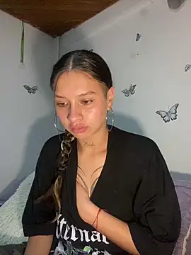Snapshot of Andi9_ chatting on 6, 12, 2024 Andi9 online show from 6, 12, 2024