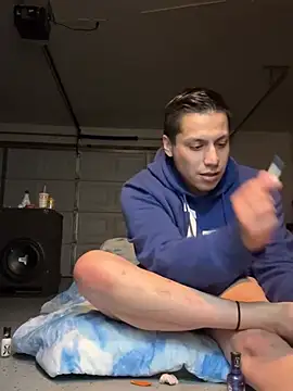 cutemodal33 online show from 4, 2, 2025