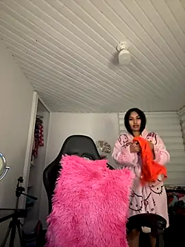 Anily Lovely online show from 4, 12, 2025