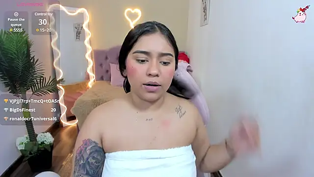 kendra tay online show from 3, 3, 2025