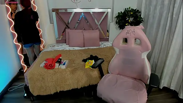 Daphnne tay online show from 5, 2, 2025