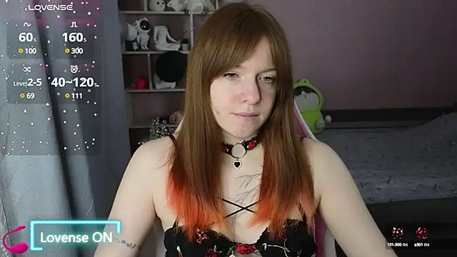 Snapshot of CassieJuice69 chatting on 14, 2, 2025 CassieJuice69 online show from 14, 2, 2025