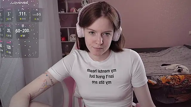 Snapshot of CassieJuice69 chatting on 21, 11, 2025 CassieJuice69 online show from 21, 11, 2025