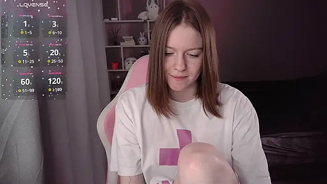 Snapshot of CassieJuice69 chatting on 4, 3, 2026 CassieJuice69 online show from 4, 3, 2026