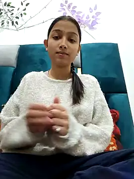 Snapshot of Aleena_Rai chatting on 7, 1, 2025 Aleena Rai online show from 7, 1, 2025
