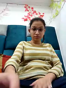 Snapshot of Aleena_Rai chatting on 20, 2, 2025 Aleena Rai online show from 20, 2, 2025