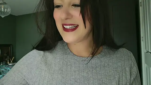 flatwhite0 online show from 12, 12, 2024