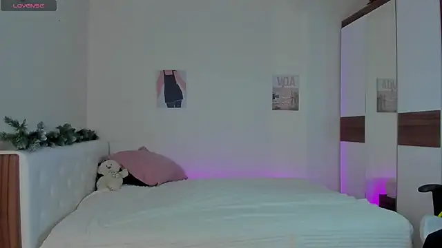 Snapshot of tender_babyy chatting on 28, 1, 2025 tender babyy online show from 28, 1, 2025