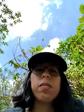 Snapshot of MirandaSingle chatting on 23, 5, 2026 MirandaSingle online show from 23, 5, 2026