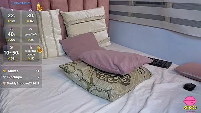 Snapshot of lou_rosse_ chatting on 8, 2, 2025 lou rosse online show from 8, 2, 2025