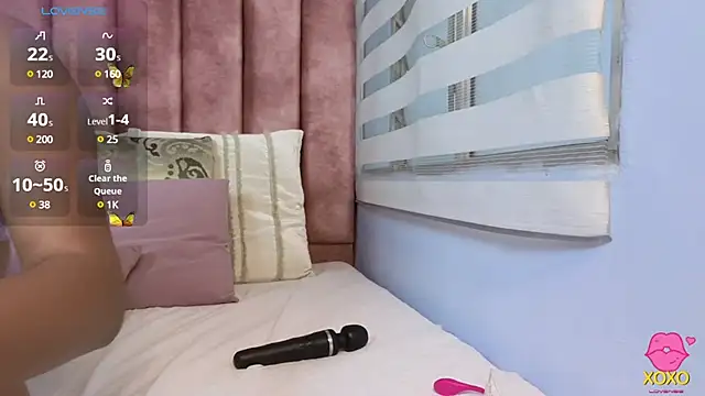 Snapshot of lou_rosse_ chatting on 12, 2, 2025 lou rosse online show from 12, 2, 2025