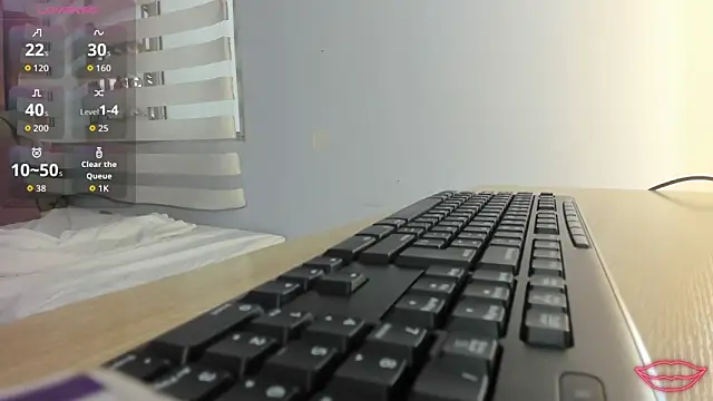 Snapshot of lou_rosse_ chatting on 29, 9, 2025 lou rosse online show from 29, 9, 2025