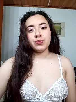 Emi chik online show from 2, 11, 2025