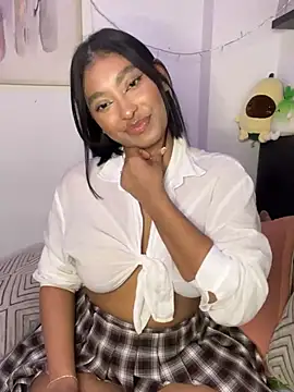 Isabella fasilier online show from 24, 2, 2025