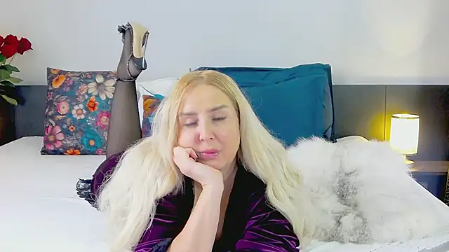 Snapshot of MariaRichi_ chatting on 13, 3, 2025 MariaRichi  online show from 13, 3, 2025