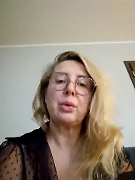 MariaRichi  online show from 10, 2, 2026