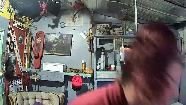 Snapshot of Fantasymaid80 chatting on 28, 10, 2025 Fantasymaid80 online show from 28, 10, 2025