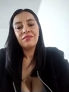 Snapshot of hailey85 chatting on 2, 5, 2026 hailey85 online show from 2, 5, 2026