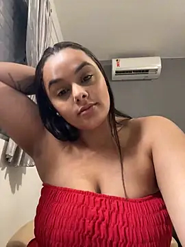 Snapshot of crystalmmour chatting on 14, 2, 2025 crystalmmour online show from 14, 2, 2025