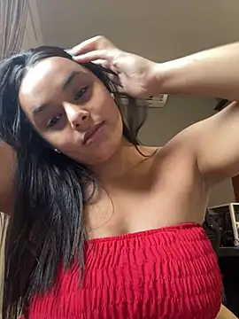 Snapshot of crystalmmour chatting on 17, 2, 2025 crystalmmour online show from 17, 2, 2025