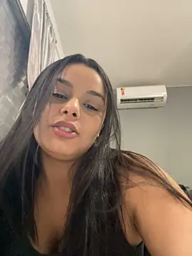 Snapshot of crystalmmour chatting on 28, 2, 2025 crystalmmour online show from 28, 2, 2025