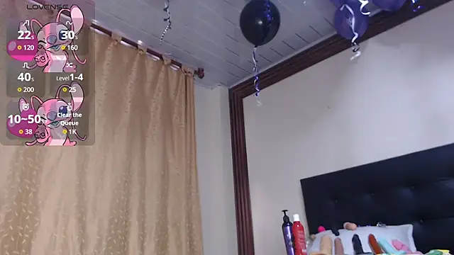 AnnieScott  online show from 26, 11, 2025