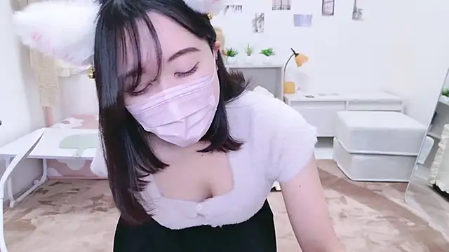 Snapshot of Yurie_ chatting on 22, 2, 2025 Yurie online show from 22, 2, 2025