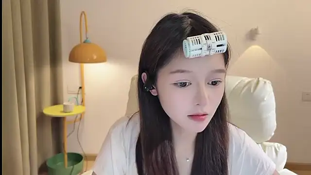 xiaodaibabyy online show from 13, 9, 2025