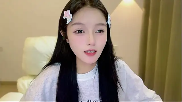 xiaodaibabyy online show from 18, 10, 2025