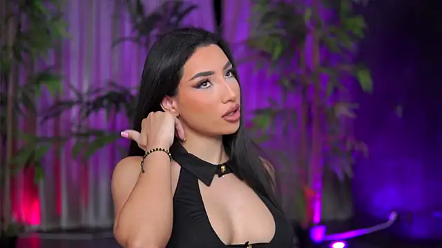 GinaValentinna online show from 23, 10, 2025