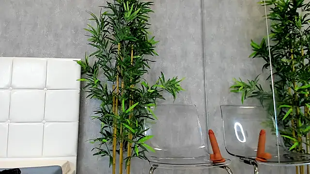 Snapshot of KatelynSparks chatting on 4, 2, 2025 KatelynSparks online show from 4, 2, 2025