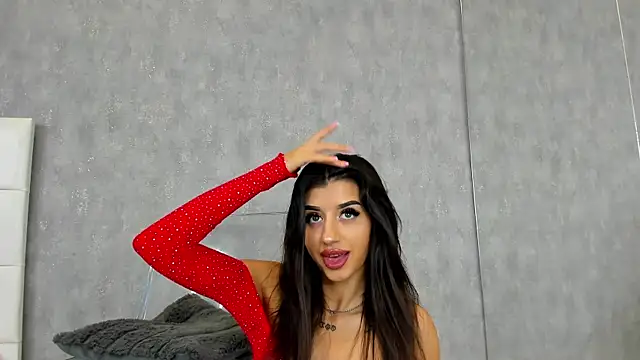 Snapshot of KatelynSparks chatting on 12, 3, 2025 KatelynSparks online show from 12, 3, 2025