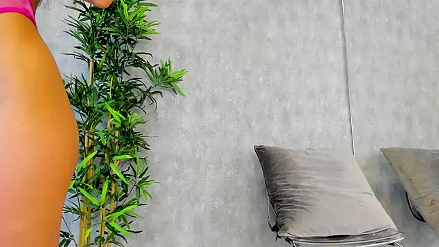 Snapshot of KatelynSparks chatting on 15, 3, 2025 KatelynSparks online show from 15, 3, 2025