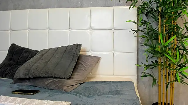 Snapshot of KatelynSparks chatting on 15, 3, 2025 KatelynSparks online show from 15, 3, 2025