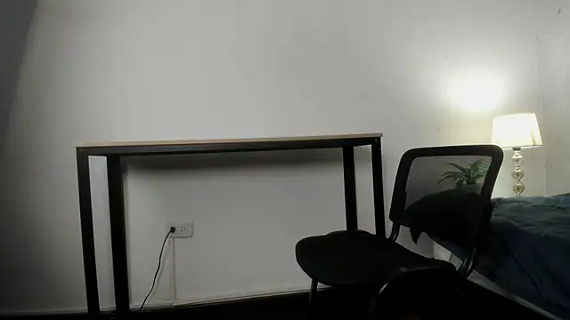 Snapshot of Caroline_dh chatting on 16, 2, 2026 Caroline dh online show from 16, 2, 2026