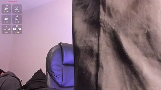 Snapshot of Carlasxdreams chatting on 25, 4, 2026 Carlasxdreams online show from 25, 4, 2026