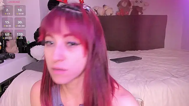 Snapshot of Carlasxdreams chatting on 28, 4, 2026 Carlasxdreams online show from 28, 4, 2026