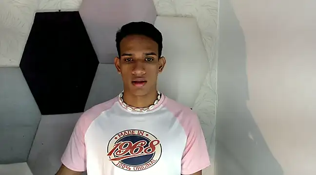 AbrahanBratz online show from 6, 12, 2024