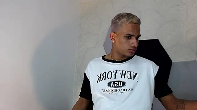 AbrahanBratz online show from 11, 1, 2025